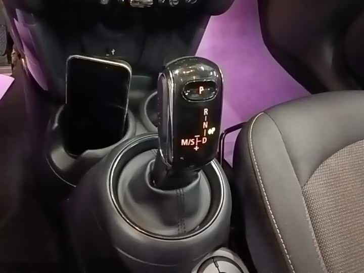MINI Hatch — фото 14