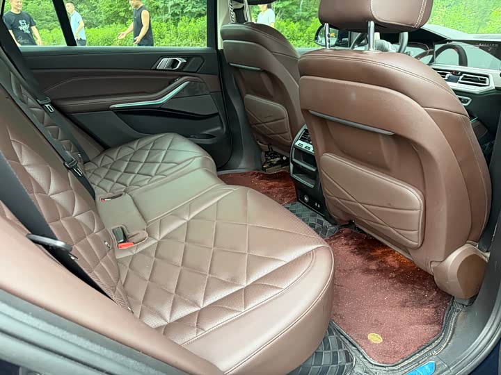 BMW X5 2022 x Drive 30 Li M — фото 11
