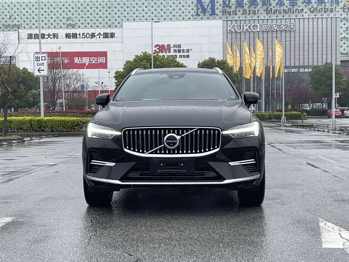 Volvo XC60 Hybrid 2022 T 8 PHEV 4 WD — фото 2
