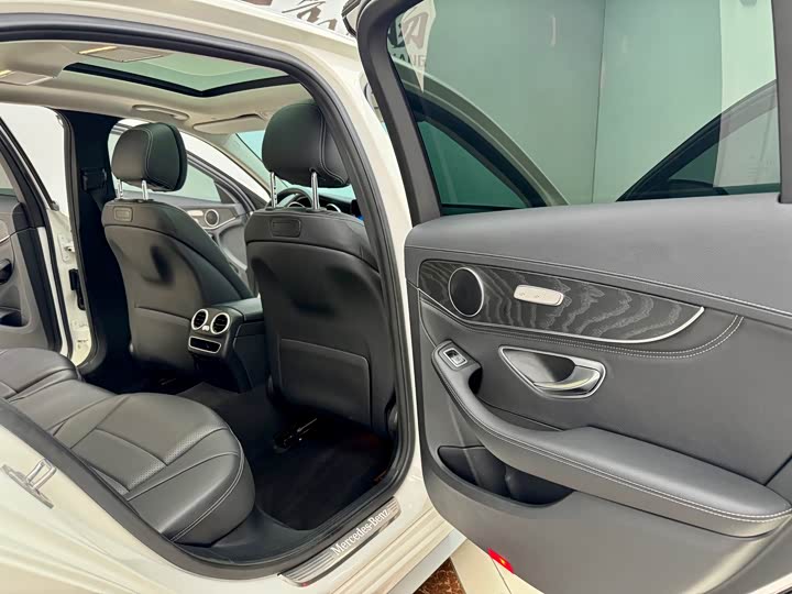 Mercedes-Benz C-Class 2019 C 260 L — фото 11