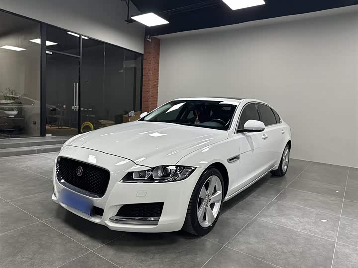 Jaguar XFL 2020 XFL 2.0 T P 200 2 WD — фото 1