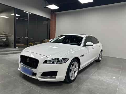 Jaguar XFL 2020 XFL 2.0 T P 200 2 WD — фото 26