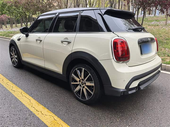 MINI Hatch — фото 13