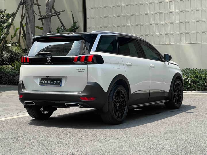 Peugeot 5008 2021 360 THP 5 — фото 5