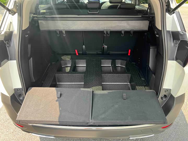 Peugeot 5008 2021 360 THP 5 — фото 25