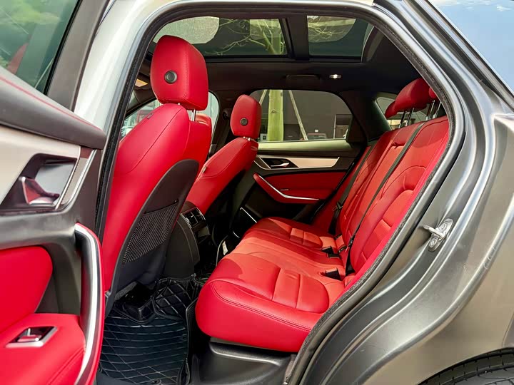Jaguar F-PACE 2021 250 PS R-Dynamic S — фото 19