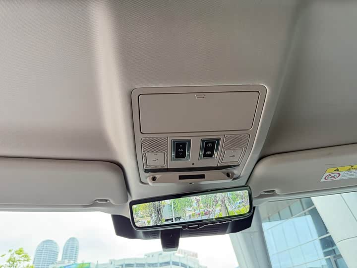 Land Rover Defender — фото 14