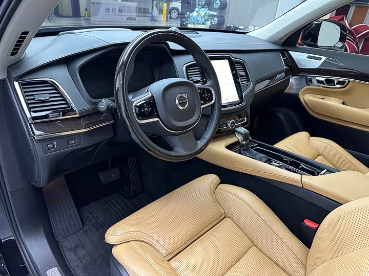 Volvo XC90 2015 T 6 7 — фото 11
