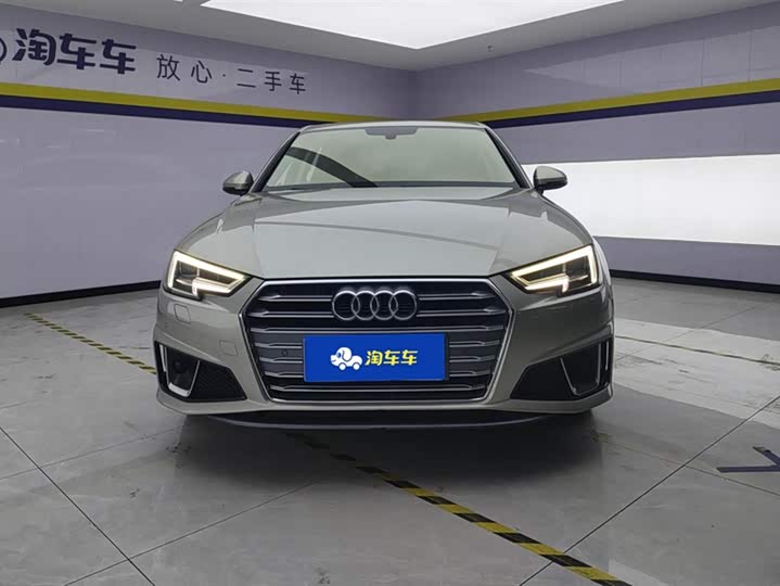 Audi A4L 2018 30 40 TFSI — фото 2