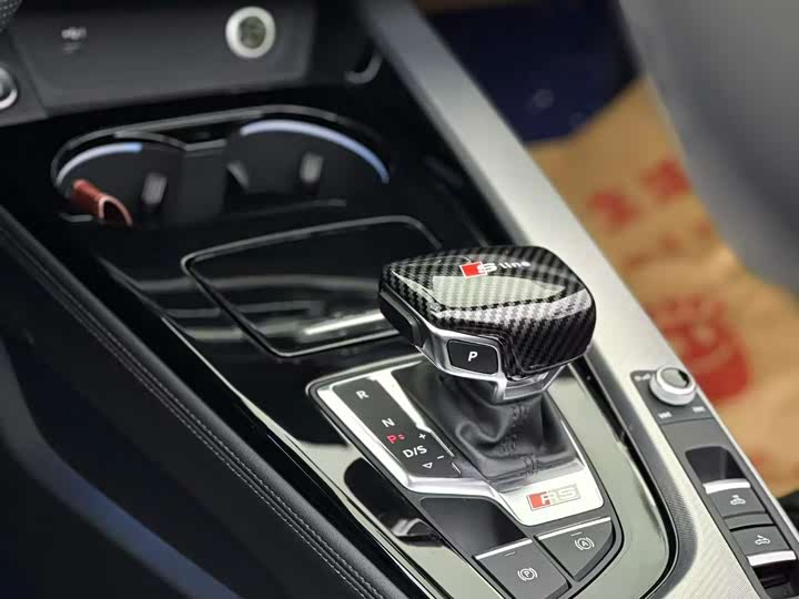 Audi A5 2023 Cabriolet 40 TFSI — фото 7
