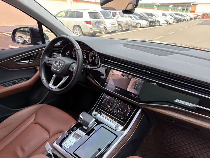 Audi Q7 2021 45 TFSI quattro S line Sport — фото 12