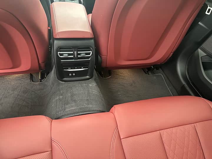 BMW i3 2024 e Drive 35 L — фото 10