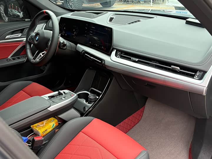 BMW X1 M35 Li 2024 M 35 Li — фото 21