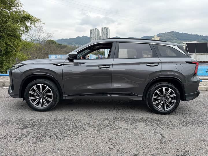 Changan CS75 PLUS 2023 1.5 T ATPremium — фото 5