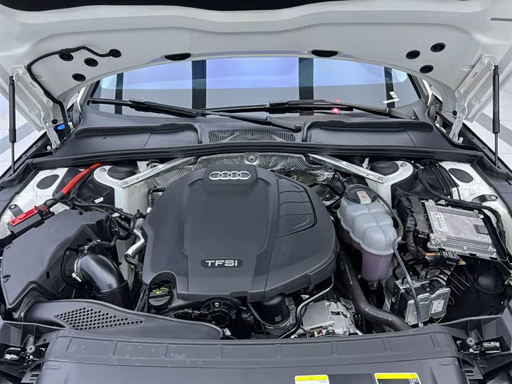 Audi A4L 2022 40 TFSI — фото 8