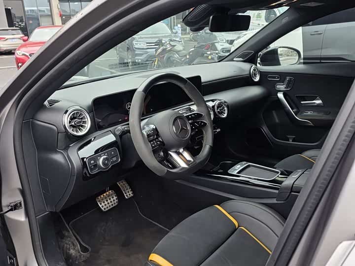 Mercedes-Benz A-Class 2024 AMG A 45 S 4 MATIC+ — фото 5