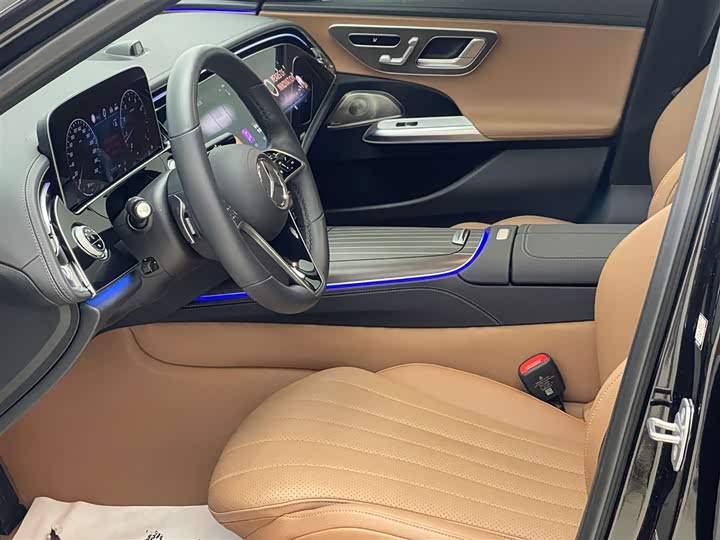 Mercedes-Benz E-Class 2024 E 300 L — фото 12