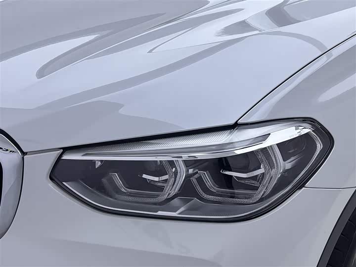 BMW X3 2019 x Drive 28i — фото 8