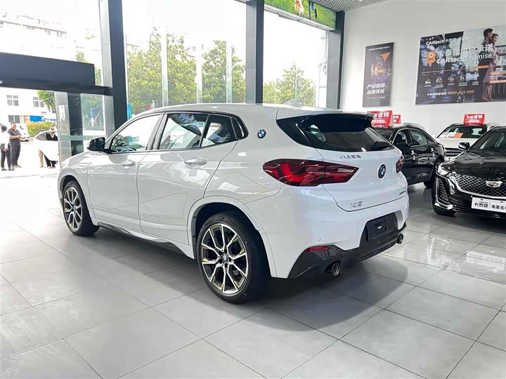 BMW X2 2023 x Drive 25i — фото 7