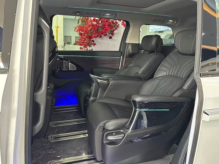 Trumpchi M8 2023 390 T — фото 6