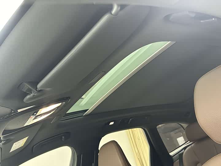 Volvo XC60 2022 B 5 4 WD — фото 15