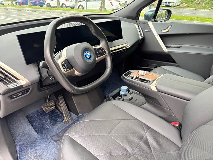 BMW i 2022 x Drive 40 — фото 6