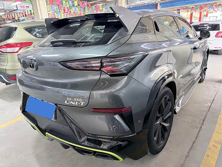 Changan UNI-T 2022 1.5 T Flagship — фото 18