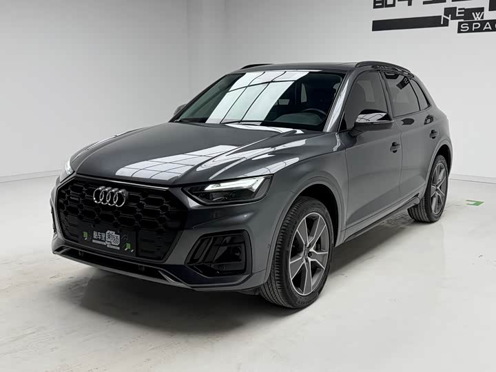 Audi Q5L 2021 40 TFSI — фото 1