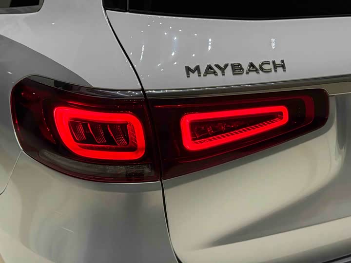 Maybach GLS 2021 GLS 480 4 MATIC — фото 10
