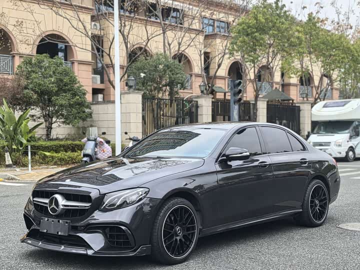 Mercedes-Benz E-Class 2017 E 200 Sport 4 MATIC — фото 1