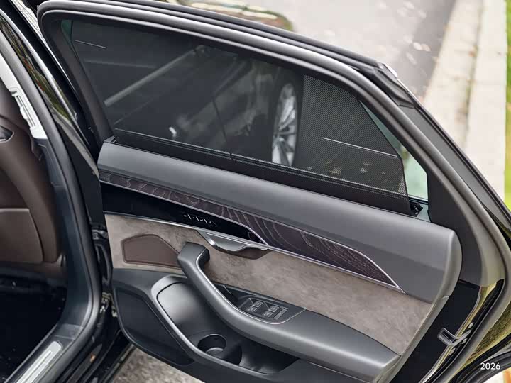 Audi A8 2021 A 8 L 50 TFSI quattro Comfort — фото 8