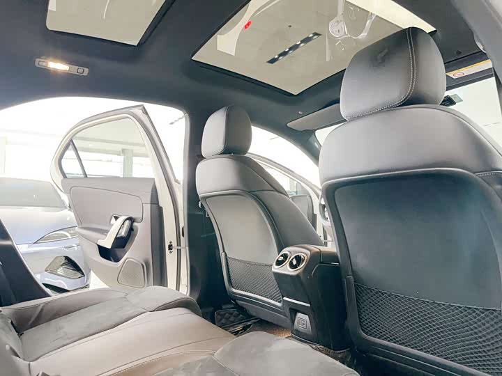 Mercedes-Benz A-Class 2021 A 200 L — фото 15
