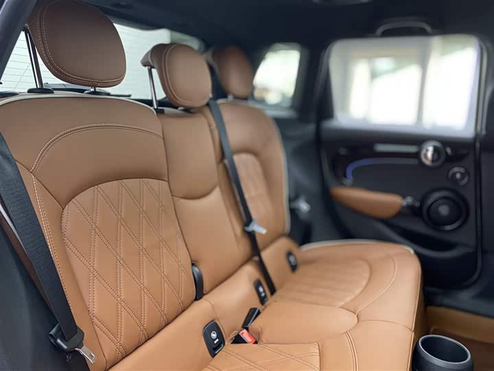 MINI Hatch — фото 13