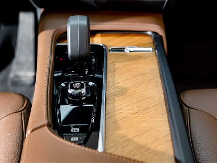 Volvo S90 2025 B 5 — фото 15