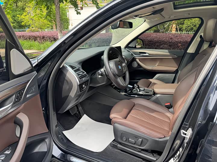 BMW X3 2023 x Drive 30i Leading M — фото 6