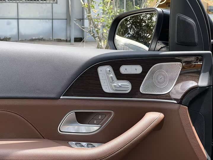 Mercedes-Benz GLE — фото 14