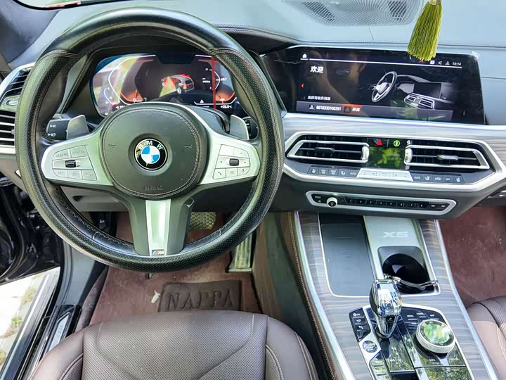 BMW X5 2022 x Drive 40 Li M — фото 17