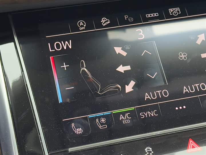 Audi Q7 2023 55 TFSI quattro S line Sport — фото 15