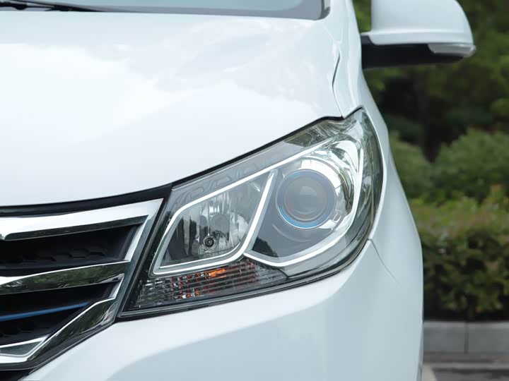SAIC Maxus 2019 2.0 TGI — фото 10