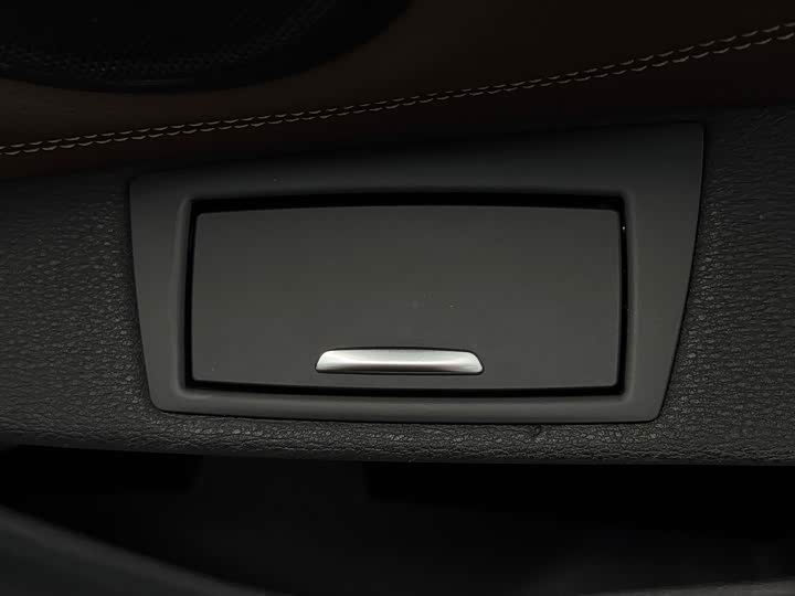 BMW X1 2020 s Drive 20 Li — фото 17