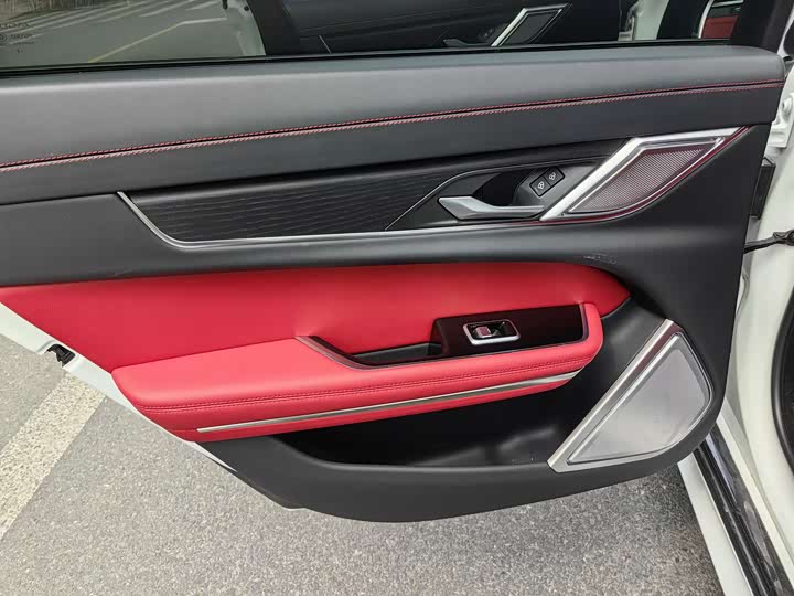 Jaguar XFL 2021 XFL 2.0 T P 250 4 WD — фото 22