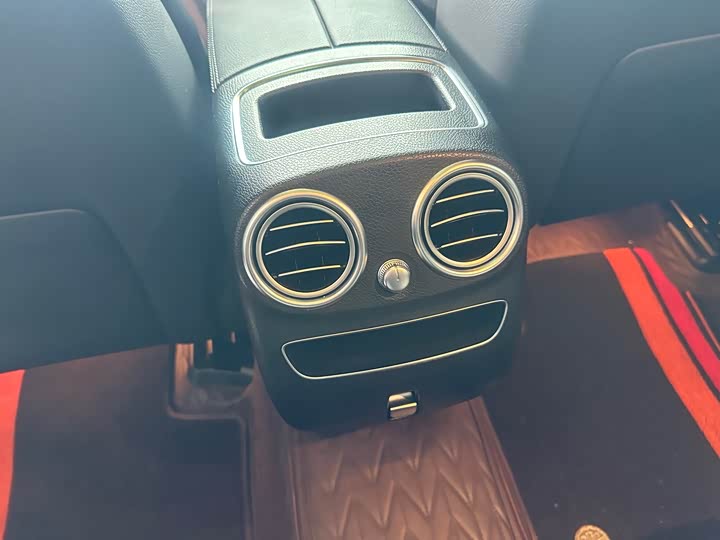 Mercedes-Benz GLC 2022 GLC 260 L 4 MATIC — фото 18