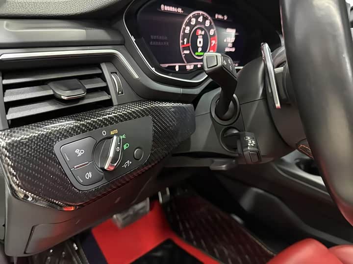 Audi S4 2018 S 4 3.0 TFSI — фото 15