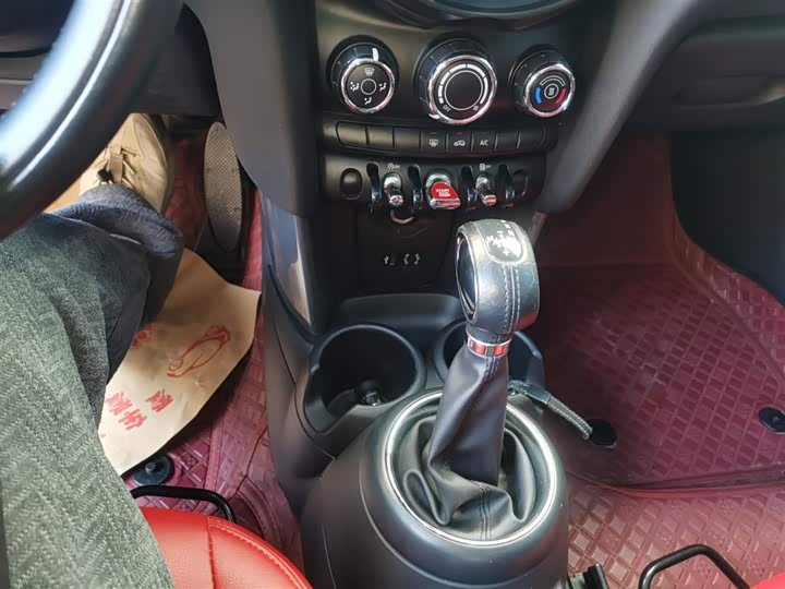 MINI Hatch — фото 14