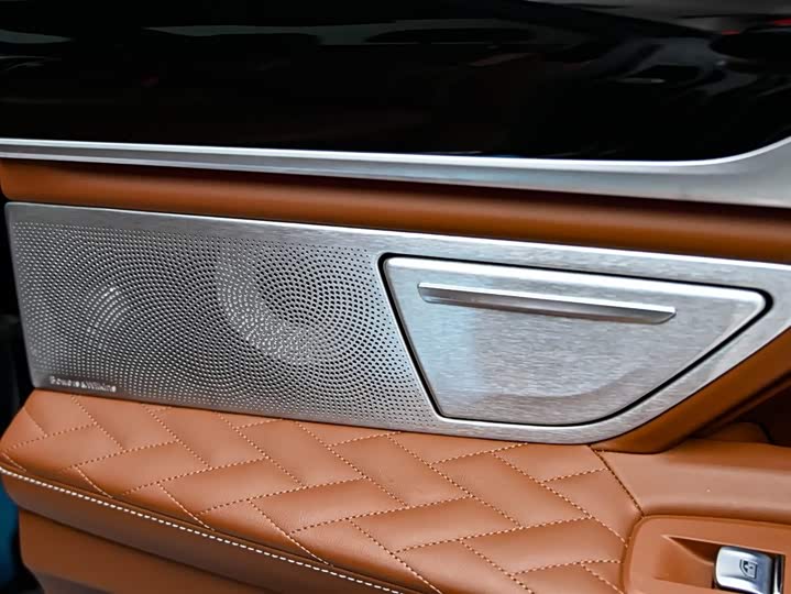 BMW 7-Series 2019 740 Li x Drive M — фото 30