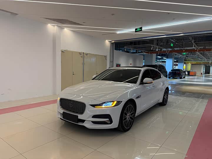 Jaguar XEL 2020 2.0 T 200 PS R-DYNAMIC — фото 1