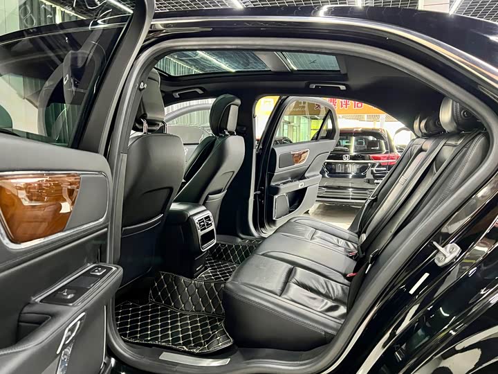 Lincoln Continental — фото 13