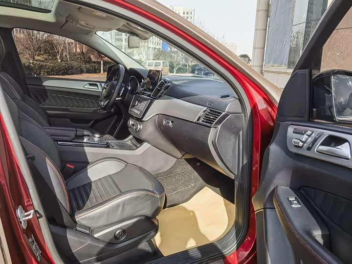 Mercedes-Benz GLE 2017 AMG GLE 43 4 MATIC SUV — фото 17
