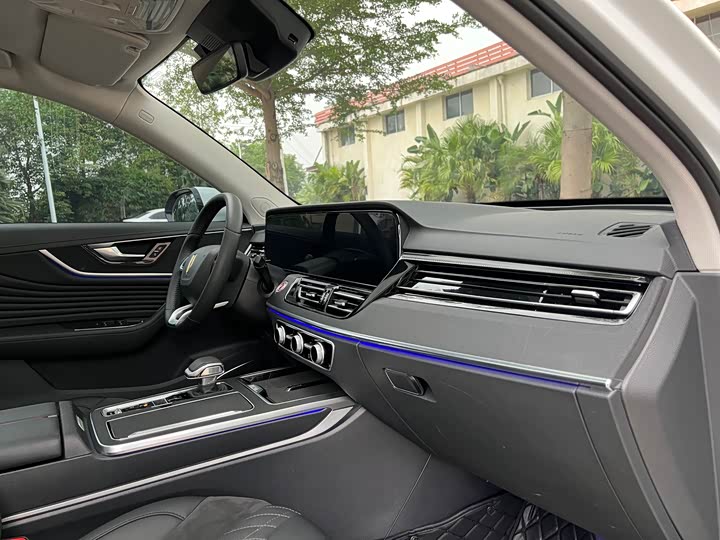 Hongqi HS5 2023 2.0 T Pro — фото 28
