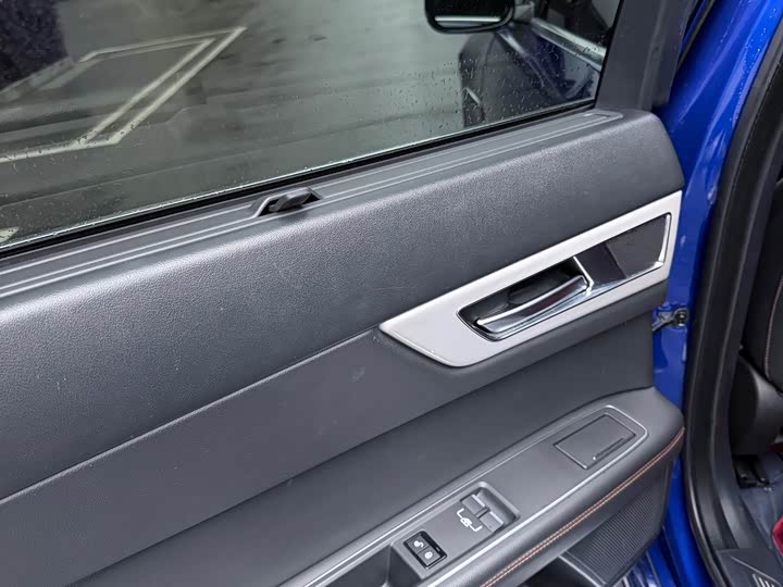 Jaguar XEL 2019 2.0 T 200 PS — фото 7